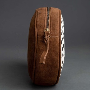 Nuevo monedero de cantimplora de cuero de ante marrón, bolso de punto de bota de cuero genuino, bolso cruzado redondo de cuero de vaca de alta calidad - Product Image 4