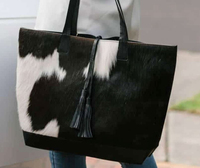 Bolso Tote de Cuero Vacuno con Detalle de Borla, Patrón Blanco y Negro, Bolso de Hombro para Mujer, Precio al por Mayor, OEM