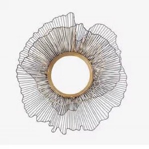 Miroir mural rond en métal moderne personnalisable en gros avec cadre doré et motif floral décoratif - Product Image 1