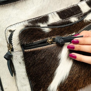 LW Sac à dos en cuir de vache véritable pour femmes, isolé, style bohème rock, résistant à l'eau. - Product Image 4