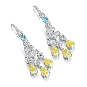 Boucles d'oreilles de luxe pour femme, style chandelier, diamant taille poire, design géométrique, bijoux de mariage, sertissage griffe - Product Image 1