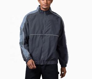 Chaqueta Deportiva Retro de Nailon con Cierre y Logotipo Bordado Personalizado, Chaqueta Cortavientos para Hombre - Product Image 1