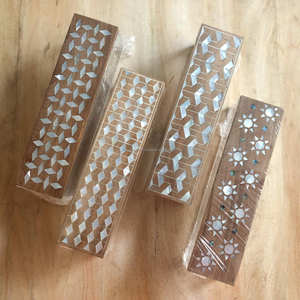 Caja de almacenamiento de acrílico con forma de rectángulo de alta calidad, caja de almacenamiento de exhibición de dulces de postre de madera perla madre - Product Image 2