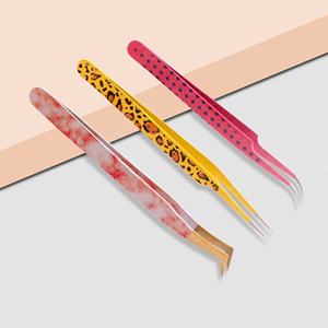 Pince à épiler polyvalente fabriquée à la main, pointe parfaitement alignée pour une épilation précise, vous permettant de supprimer sans effort les faux cils - Product Image 3