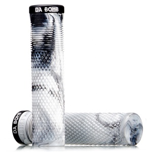 Poignées de vélo de montagne DABOMB MTB Enduro LockOn, nouveau matériau, caoutchouc ultra-adhérent, antidérapantes - Product Image 1