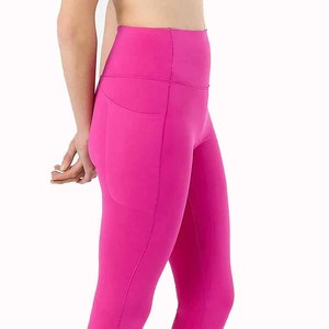 Leggings para mujer, rojos y negros con estampado, súper suaves, pantalones deportivos de yoga para niña, de fibra de bambú, talla grande, leggings para mujer de Pakistán - Product Image 6