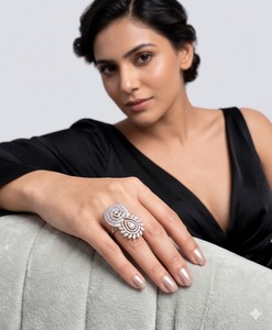 Anillo de Lujo con Circonita Cúbica, Anillo de Cóctel con Diamantes Baguette Plateados, Anillo Ajustable con Flor Paisley Grande para Mujer - Product Image 6