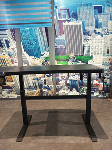 Bureau debout moderne à hauteur réglable avec éclairage LED, ports de charge USB et Type-C - Product Image 6
