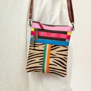 Bolsos de hombro con tirantes de cuero de estilo Vintage de lujo para mujer, monederos de vestido bohemios portátiles con una sola manija en invierno multicolor - Product Image 1