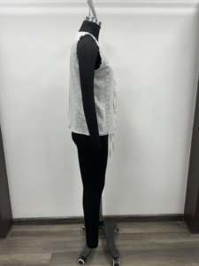เสื้อกล้ามผู้หญิงสีขาวผ้าฝ้าย Cipele คอวี แขนกุด สไตล์ลำลอง เรียบง่าย ปักลายตาไก่ ผูกด้านหน้า ทรงปกติ ใส่ได้ทุกวัน ฤดูใบไม้ผลิ - Product Image 4
