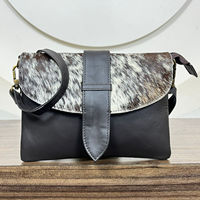 Sac à main en cuir de vachette naturel avec bandoulière en cuir de vachette occidental avec design unique multi-usages