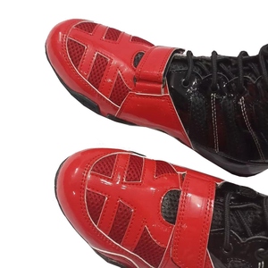 Zapatos de Boxeo de Diseño Ligero para Movimientos Rápidos, Suela de Goma Resistente que Brinda Agarre Confiable, Logotipo Personalizado con Diseño - Product Image 3