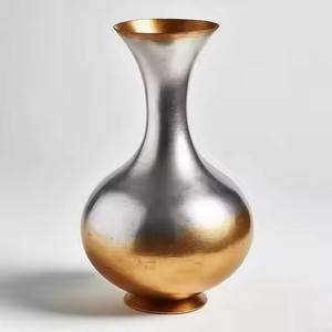 Vase à fleurs en métal élégant pour la décoration de table d'événements - Product Image 3