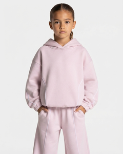 Ensemble de survêtement rose bébé personnalisé pour filles, avec sweat à capuche en molleton de coton doux et respirant et pantalon de survêtement à jambes larges, fabricant OEM - Product Image 3