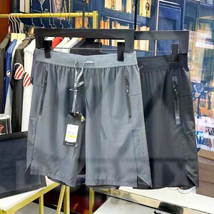 Shorts de course pour hommes en toile respirante avec poches, séchage rapide, polyester, pour la gym et l'entraînement, logo personnalisé position avant, OEM - Product Image 2