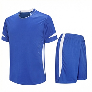 Ensemble d'uniformes de football personnalisés 100% polyester imprimé respirant à séchage rapide, maillot et short de football pour l'entraînement d'équipe - Product Image 1