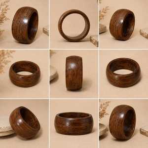 Juego de Joyería de Madera Artesanal Premium, Duradero, con Logotipo Artístico, Múltiples Formas, 3 Brazaletes Gruesos con Decoración de Latón, Artesanía del Uttar Pradesh - Product Image 4