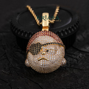 Pendentif Tête de Pirate en Argent 925 Plaqué Or 18K avec Diamant de Laboratoire Taille Ronde Brillante, Bijou Unisexe Hiphop pour Usage Quotidien - Product Image 1