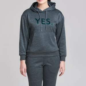 Sweat à capuche unisexe surdimensionné en molleton épais 100% coton avec logo personnalisé brodé en 3D, imprimé sur la poche, style streetwear hiver - Product Image 1