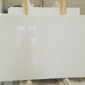 Grande dalle de marbre blanc calcite poli de qualité supérieure du Vietnam, durable, imperméable, écologique, pour cuisine de villa moderne, garantie 1 an - Product Image 1