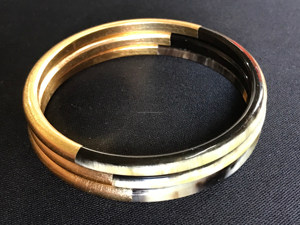 ชุดกำไลข้อมือแฟชั่นรูปเขาควายเข้มดูสง่างาม - Product Image 3