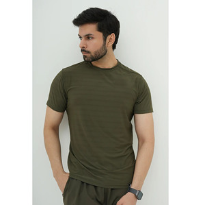 Ensemble de survêtement sportif pour homme, couleur olive unie, col rond, manches courtes, décontracté, taille élastique, poches latérales, léger, séchage rapide - Product Image 4