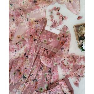 ผ้าไหมแก้วดีไซเนอร์พร้อมพิมพ์ดิจิตอลชุดทำงานด้านบน dupatta กับหัวหอมเข็มขัด - Product Image 2