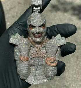 Pendentif Masque de Ski Personnalisé Luxe Effet Glacé VVS Moissanite Bijoux Hip Hop Aspect Diamant Collier Icône Urbaine - Product Image 1