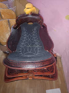 Selle de cheval sculptée à la main en cuir véritable de qualité supérieure Western Pleasure Trail Riding Antique disponible dans les prix de gros - Product Image 5