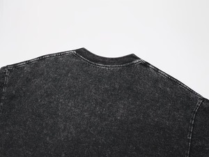 เสื้อยืดฮิปฮอปทรงโอเวอร์ไซส์คุณภาพสูง ผ้าฝ้าย 100% ล้างสีแบบ Stone Washed และ Acid Wash สไตล์วินเทจ รับสั่งทำและสกรีนลาย - Product Image 3