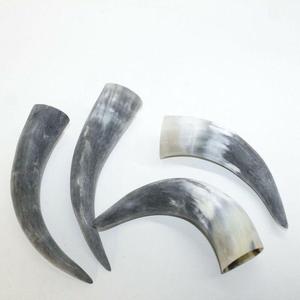 Corne à boire en corne de bœuf de qualité supérieure, écologique, gravée d'un ange et d'un bateau viking, idéale comme cadeau pour les garçons d'honneur - Product Image 5