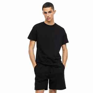 Nouveaux ensembles d'été respirants pour hommes : T-shirt personnalisé et short imprimé à manches courtes – Vente en gros - Product Image 1