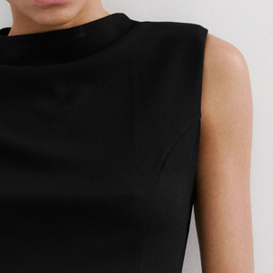 T-shirt tendance pour femme, coupe peplum, avec logo personnalisé, design de haute qualité, couleur unie, col rond. - Product Image 4