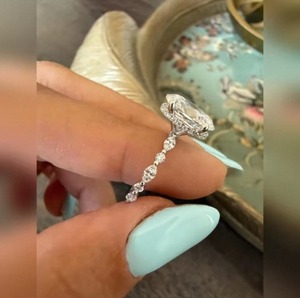 Anillo de Diamante Cultivado en Laboratorio de Corte Ovalado de 3 Quilates para Mujer, Joyería de Oro de Lujo para Boda, Compromiso, Aniversario, Regalo en Oro de 9K, 14K, 18K - Product Image 2