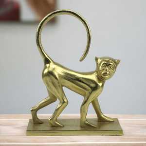 Jaffs Exports 26cm H X 9cm W X 20cm L Golden Monkey Sculpture Artistic Figurine Modern Design Eco-Friendly Aluminium Tabletop - Product Image 6