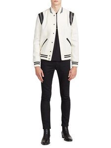 Blouson universitaire blanc pour homme en laine/polyester avec empiècements aux épaules, col montant, coupe droite, simple boutonnage, décontracté, enduit, pour le printemps - Product Image 4
