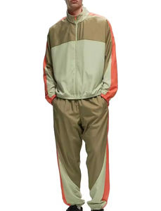 Survêtement de sport pour homme en nylon de haute qualité, coupe-vent imperméable, avec short, pour activités de plein air - Product Image 3