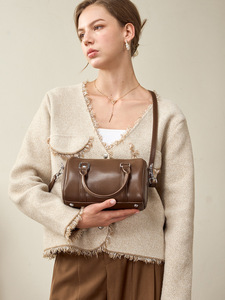 Bolsos de Mano Personalizados de Cuero Genuino para Mujer, Bolsos de Cuero Rojo de Piel de Vaca, Bolsos Cruzados de Gran Capacidad, Bolsos Tote Retro - Product Image 6