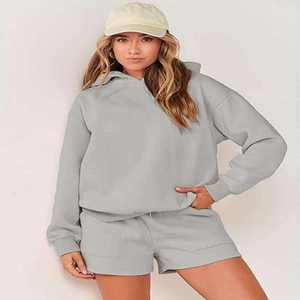 Ensemble de survêtement personnalisé en coton uni avec fermeture éclair, sweat à capuche délavé à l'acide et short de jogging pour femme - Product Image 3