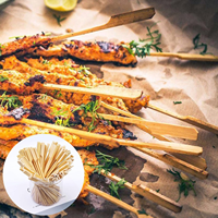Brochettes jetables en bambou naturel de qualité alimentaire pour barbecue, oden, fruits confits, snacks sur brochettes et usage traiteur
