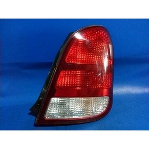 Conjunto de Luz Trasera Derecha Usada para Carens 2001, OEM 0K2C451150 - Product Image 1