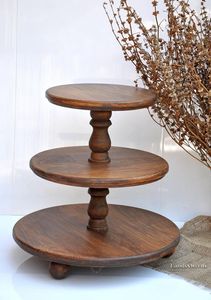 Support à gâteau en bois fait main éco-responsable avec texture naturelle, style moderne et antique, idéal pour la restauration durable lors de fêtes - Product Image 4