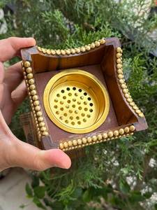 Nouveau brûleur à bakhoor artisanal en bois coloré à motif, pour mariage, usage religieux, parfum aromatique, brûleur d'encens en bois durable, support pour bâtonnets d'encens - Product Image 3