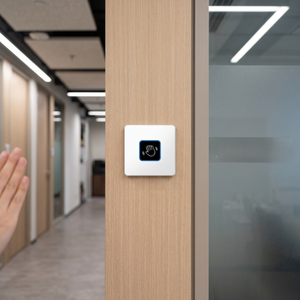Botón de Apertura de Puerta Infrarrojo Sin Contacto para Sistemas de Control de Acceso, Estándar del Reino Unido - Product Image 6