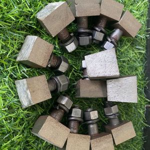 ชุดบล็อกขัดพื้นอุตสาหกรรมแบบกลม OEM ความแข็งสูง 16 ชิ้น ผลิตจากโลหะผสมสำหรับปรับพื้นผิวคอนกรีตให้เรียบ - Product Image 6