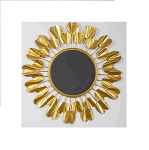 Cadre de miroir en métal minimaliste mettant en valeur l'élégance pure d'un miroir créatif, magnifiquement conçu par KHOOSI OVERSEAS. - Product Image 5