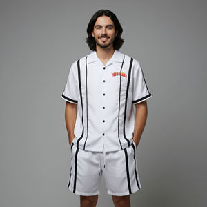 ชุดเซ็ตแทรคสูทผู้ชาย 2 ชิ้น สีพื้นทันสมัย แต่งขอบด้วยผ้าปิ๊ปปิ้ง ผ้าฝ้าย 100% ทรงโอเวอร์ไซส์ แจ็คเก็ตไหล่ตก ความยาวระดับเข่า สไตล์สตรีทแวร์ - Product Image 1