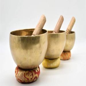 Cuenco Tibetano de Latón con Diseño Tradicional para Meditación y Sanación con Sonido, Cuenco de Terapia de Chakras - Product Image 4