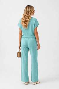 Conjunto de 2 piezas de punto acanalado para mujer de Oneten Apparels, top de manga corta con cuello redondo y pantalones largos, atuendo informal. - Product Image 3