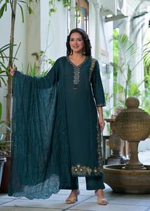 Ensemble Salwar Kameez traditionnel indien pour femmes, en coton bleu sarcelle brodé, longueur genou, coupe classique, pour le printemps, l'été et l'automne - Product Image 2
